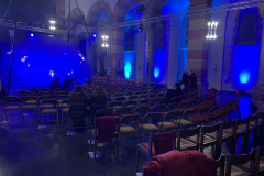 Der Cirque Bouffon mit „„Coeur à Coeur" – ein Weihnachtstraum in St. Michael, Bild: Uli Kievernagel