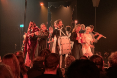 Der Cirque Bouffon mit „„Coeur à Coeur" – ein Weihnachtstraum in St. Michael, Bild: Uli Kievernagel