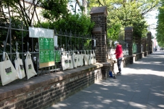 Der Gabenzaun des Bürgervereins RADERBERG und -THAL und der Benediktinerinnen, Bild: Ulla Giesen