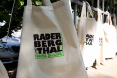 Der Gabenzaun des Bürgervereins RADERBERG und -THAL und der Benediktinerinnen, Bild: Ulla Giesen